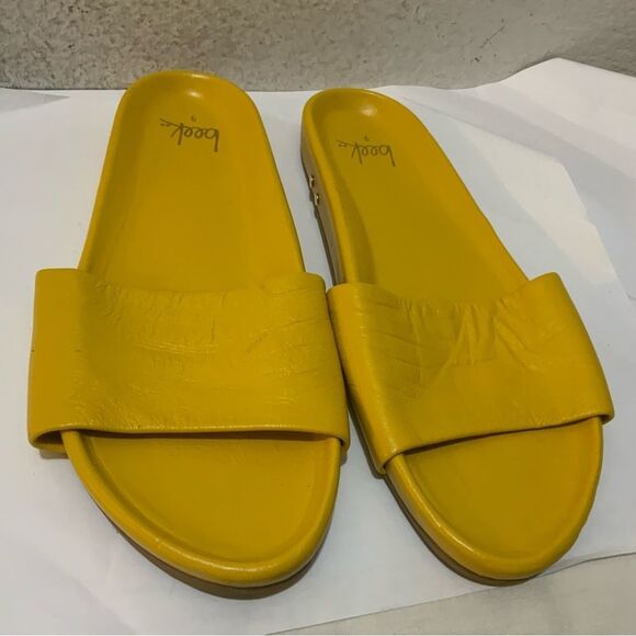 Beek Gallito Slide Sandals - Sunflower Yellow Leather size 9 - Picture 3 of 6